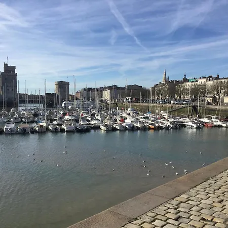 Appartement Centre Ville Pres Du Port Avec Parking Et Wifi La Rochelle  Exterior foto